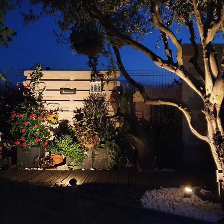 Bed and Breakfast Le Petit Coin De Provence Beaucaire  Exteriér fotografie