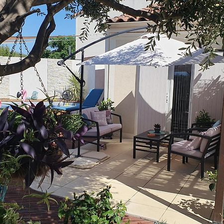 Bed and Breakfast Le Petit Coin De Provence Beaucaire  Exteriér fotografie